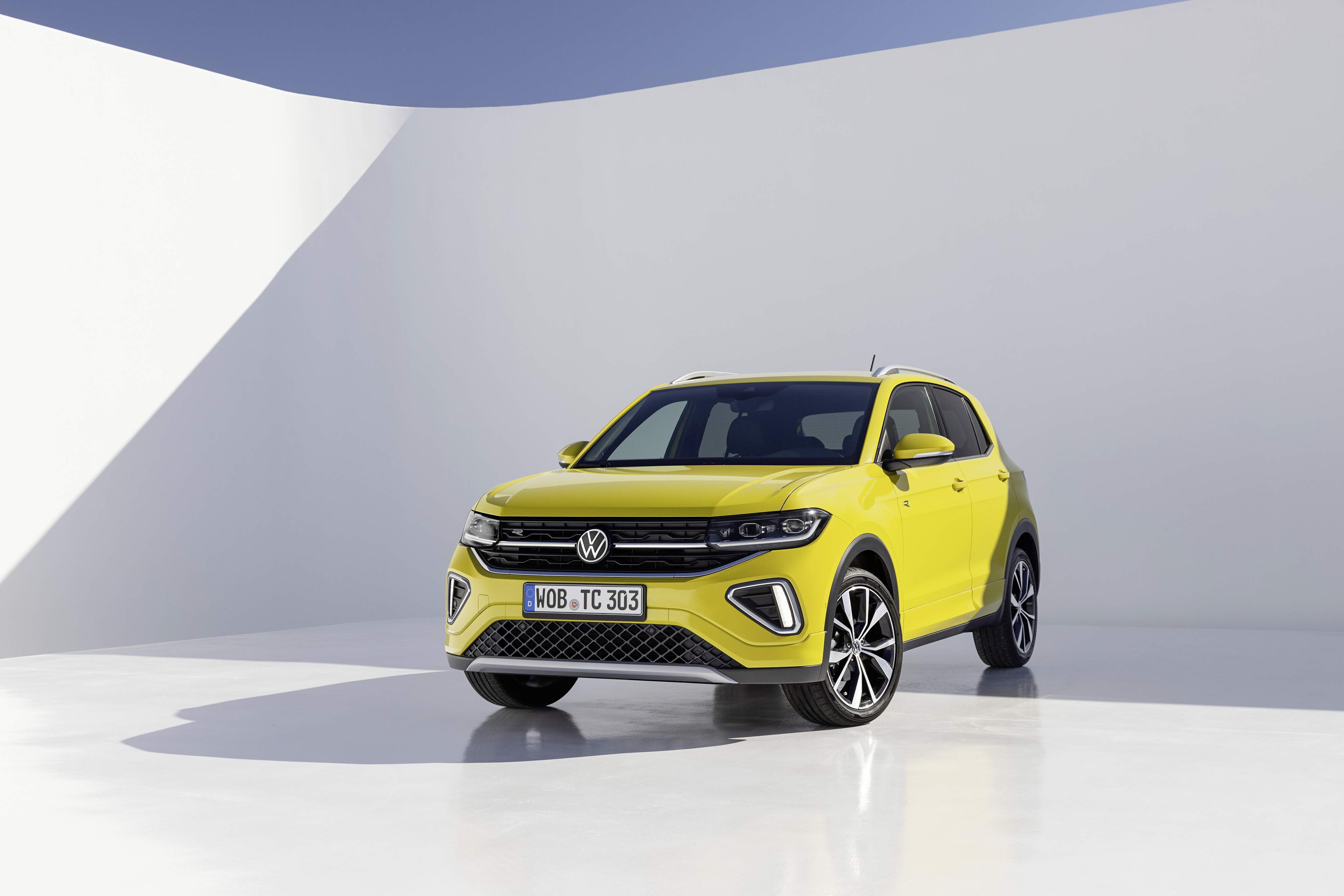 Volkswagen TCross 2024 prezzo foto ordini restyling